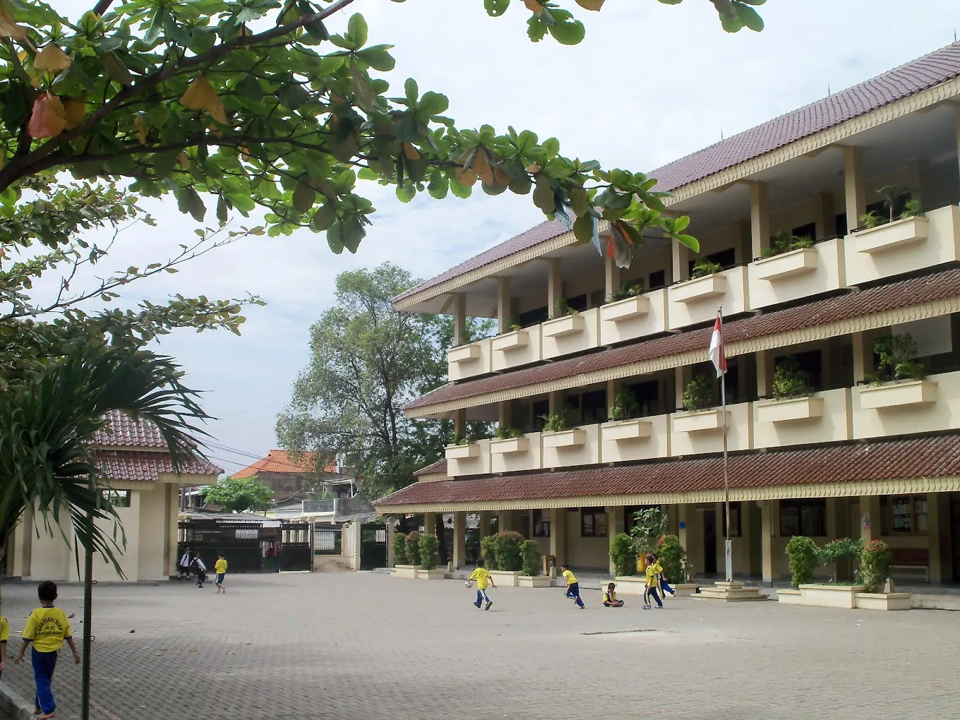 Layanan Publik